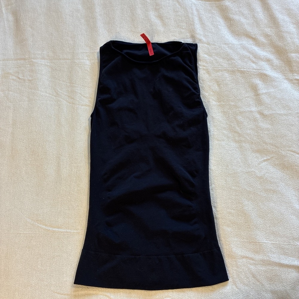 Spanx Women's Tank Top Large Navy Shaping Compression 4 way Stretch Crew Neck
